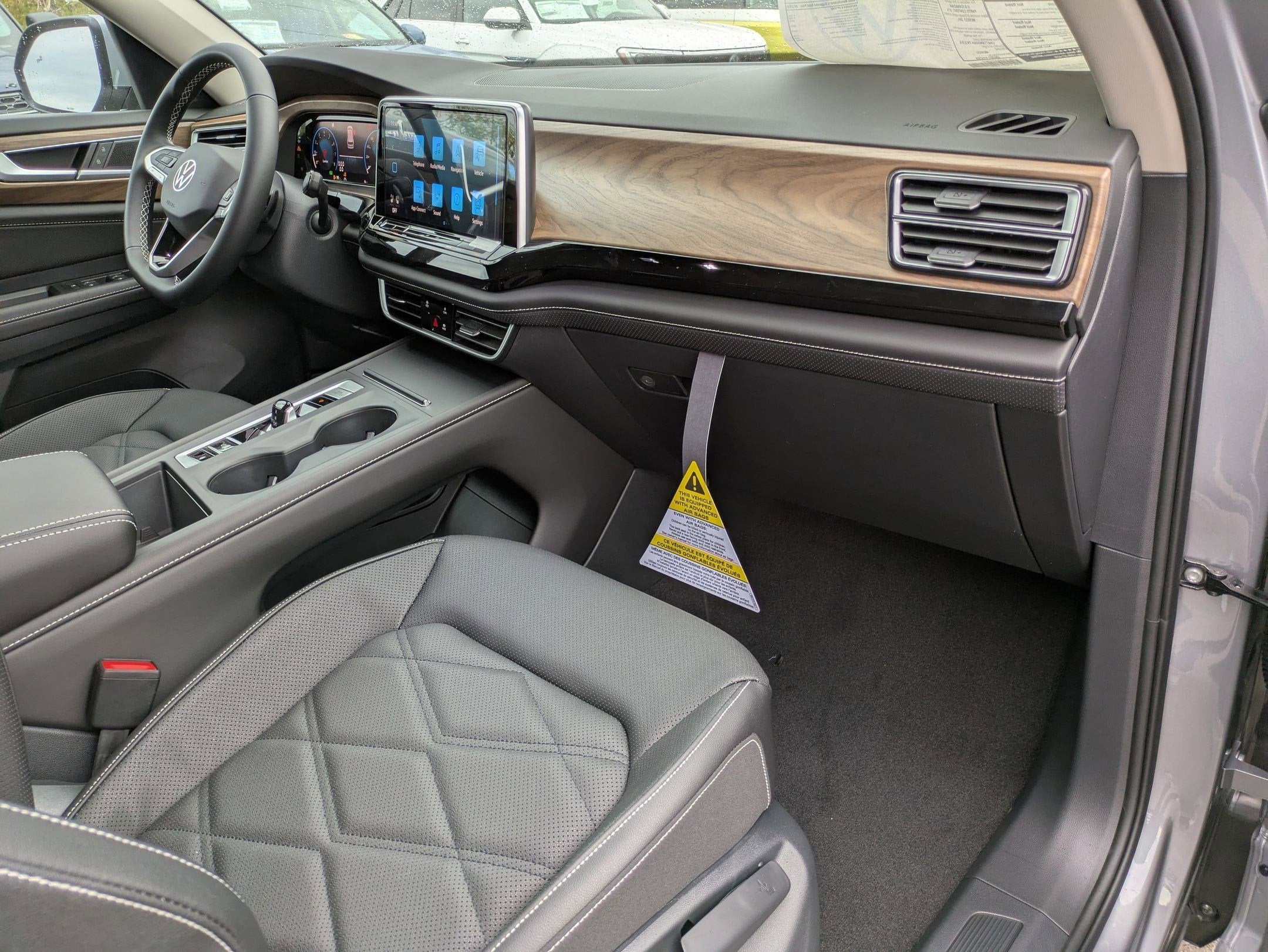 2026 Volkswagen Atlas 2.0T SE