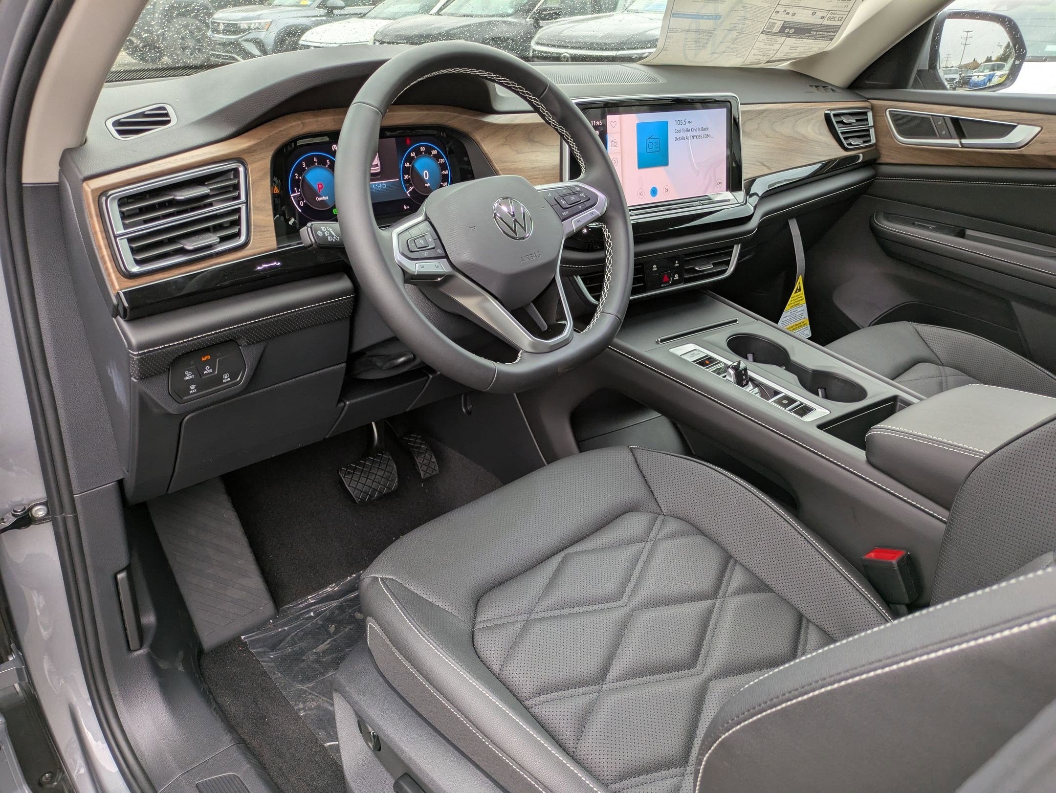 2026 Volkswagen Atlas 2.0T SE