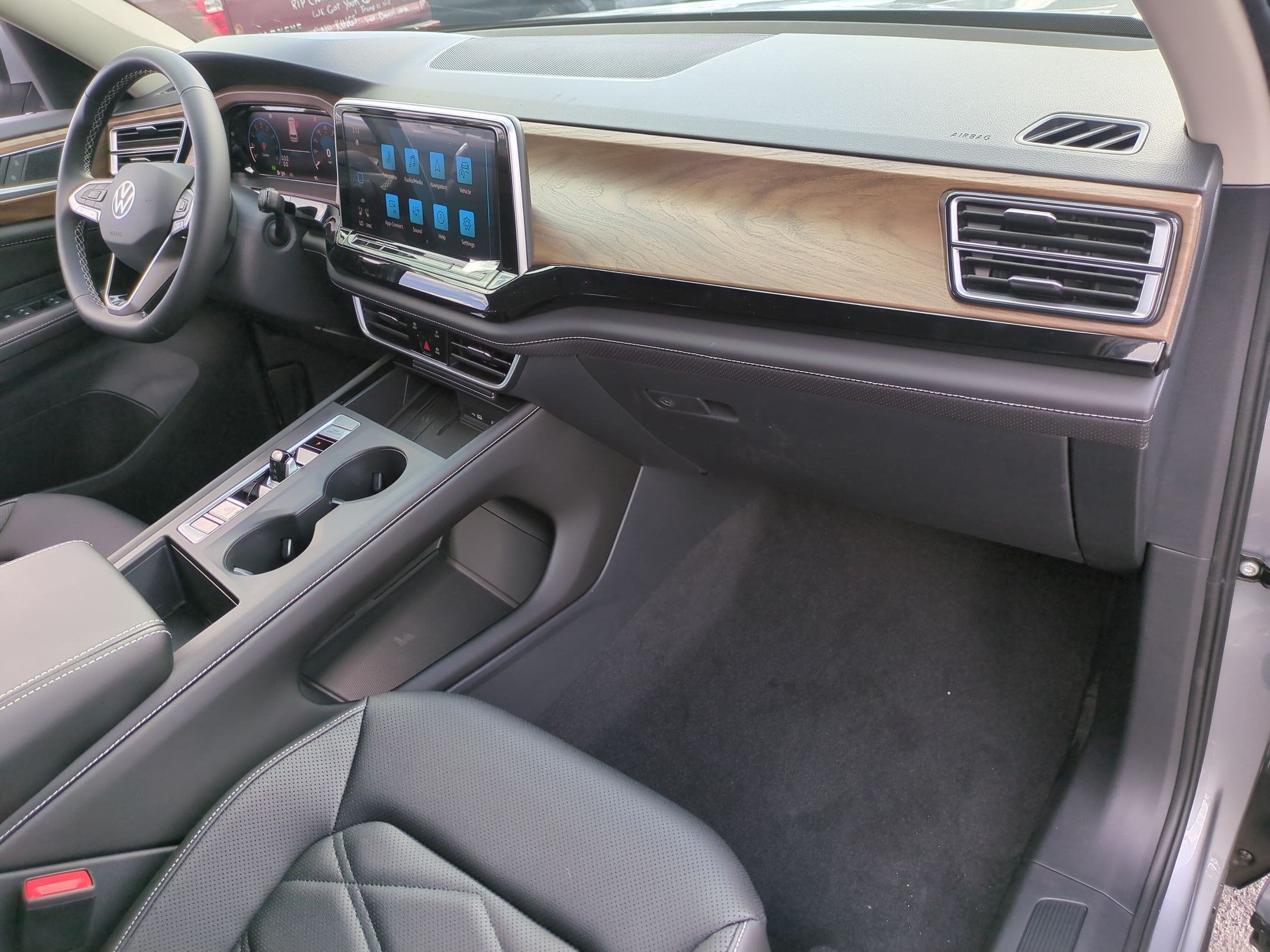 2026 Volkswagen Atlas SE