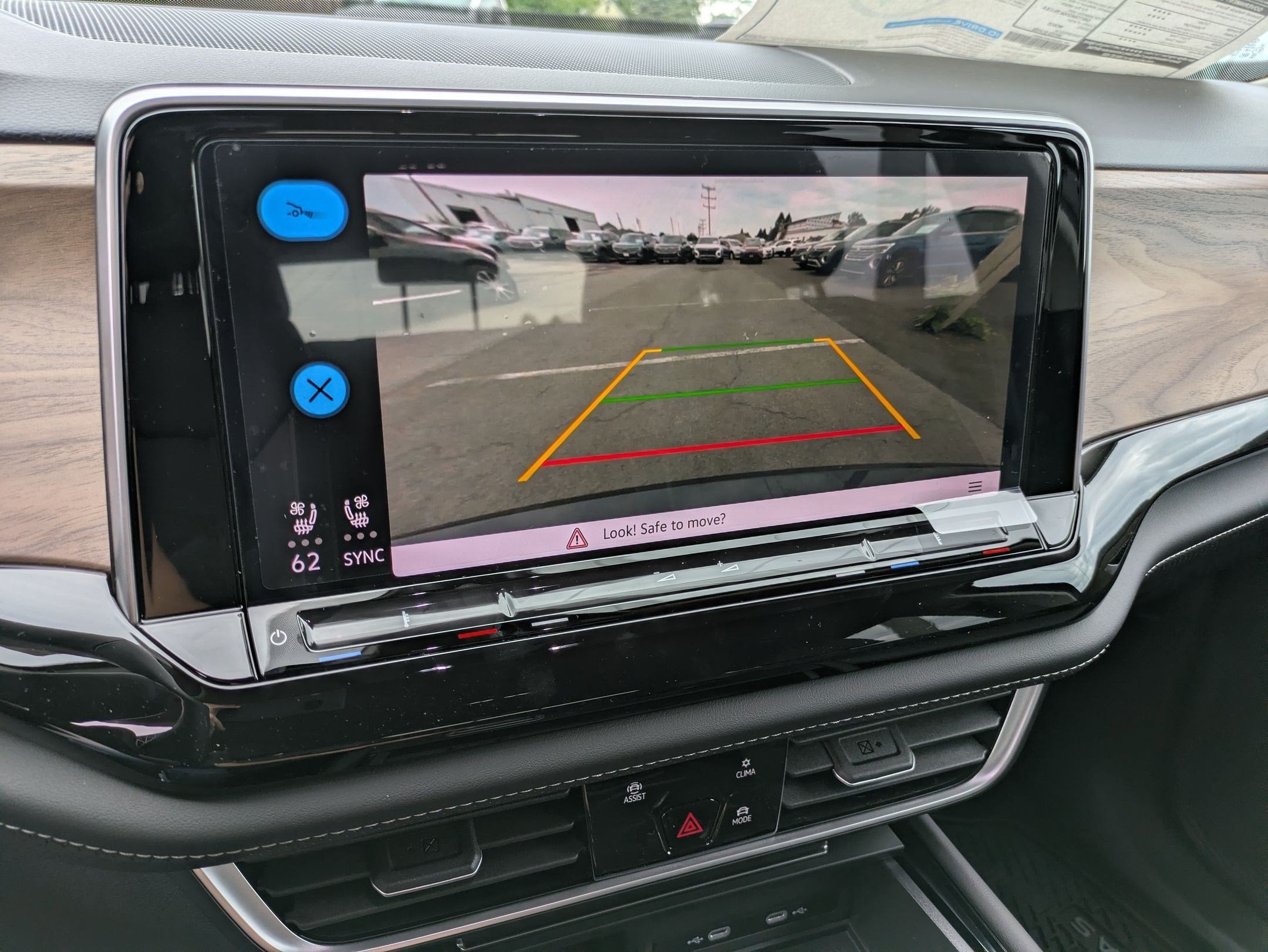 2026 Volkswagen Atlas 2.0T SE