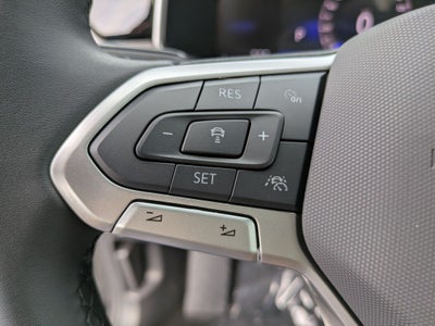 2026 Volkswagen Taos 1.5T SE Black