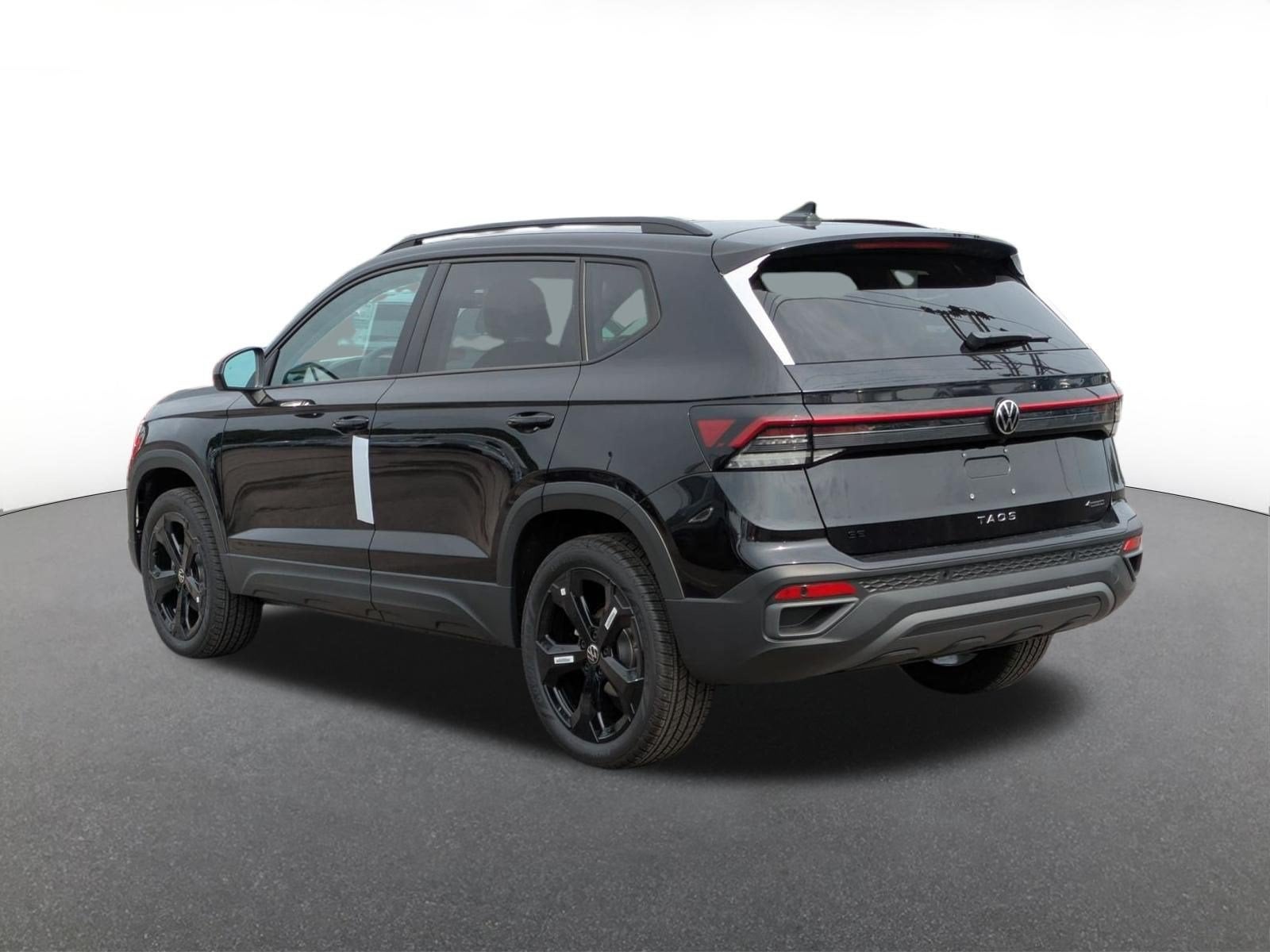 2026 Volkswagen Taos 1.5T SE Black
