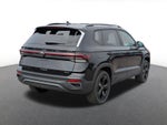 2026 Volkswagen Taos 1.5T SE Black