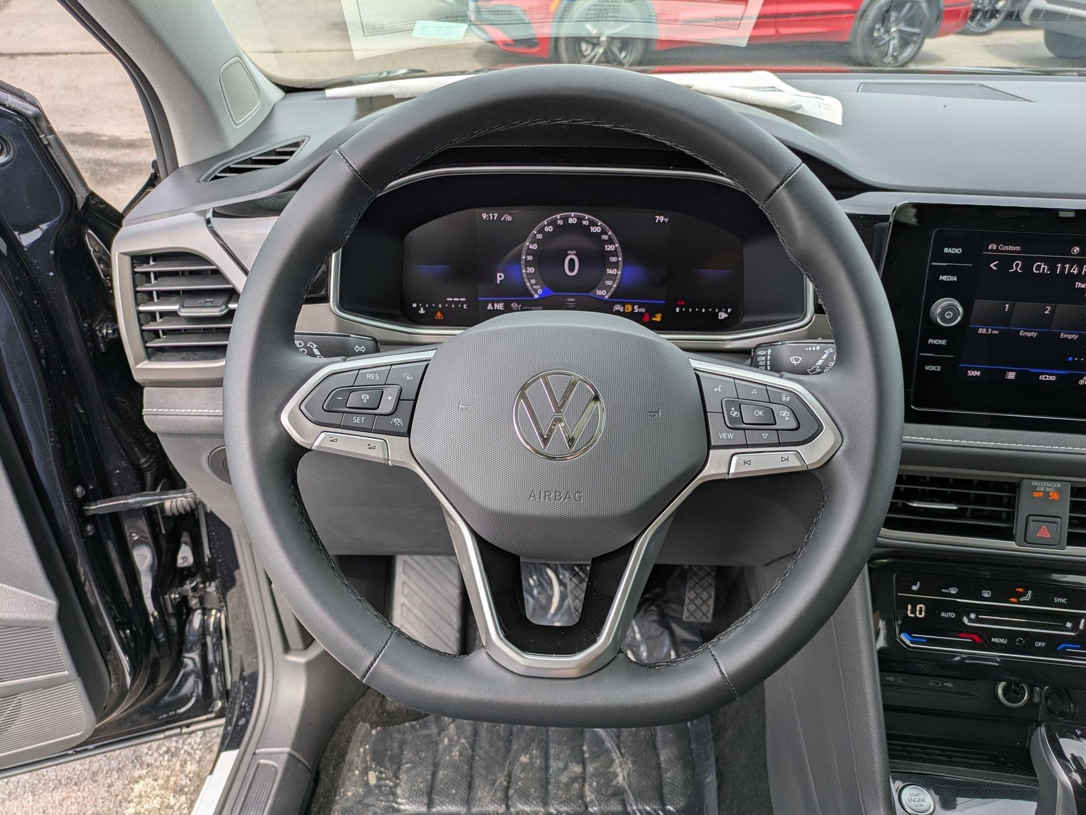2026 Volkswagen Taos 1.5T SE Black