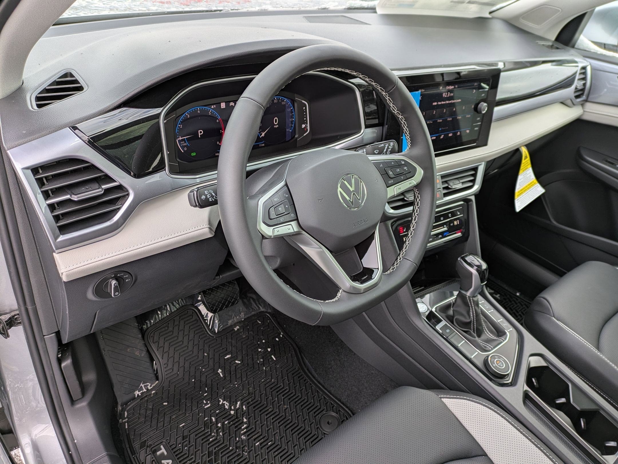 2026 Volkswagen Taos 1.5T SEL