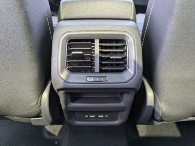 2026 Volkswagen Taos 1.5T SEL