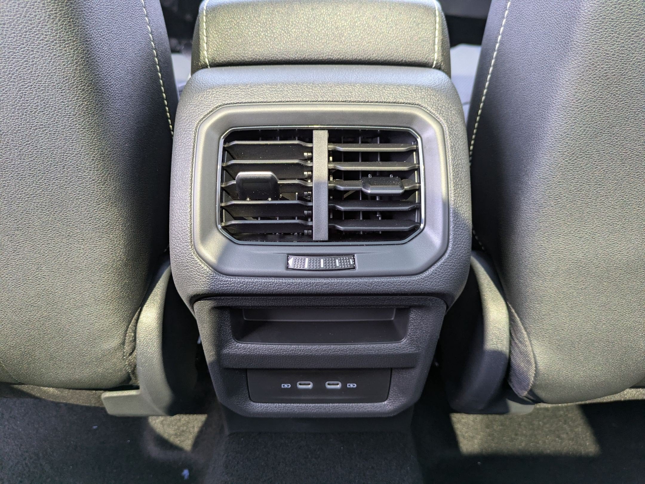 2026 Volkswagen Taos 1.5T SEL