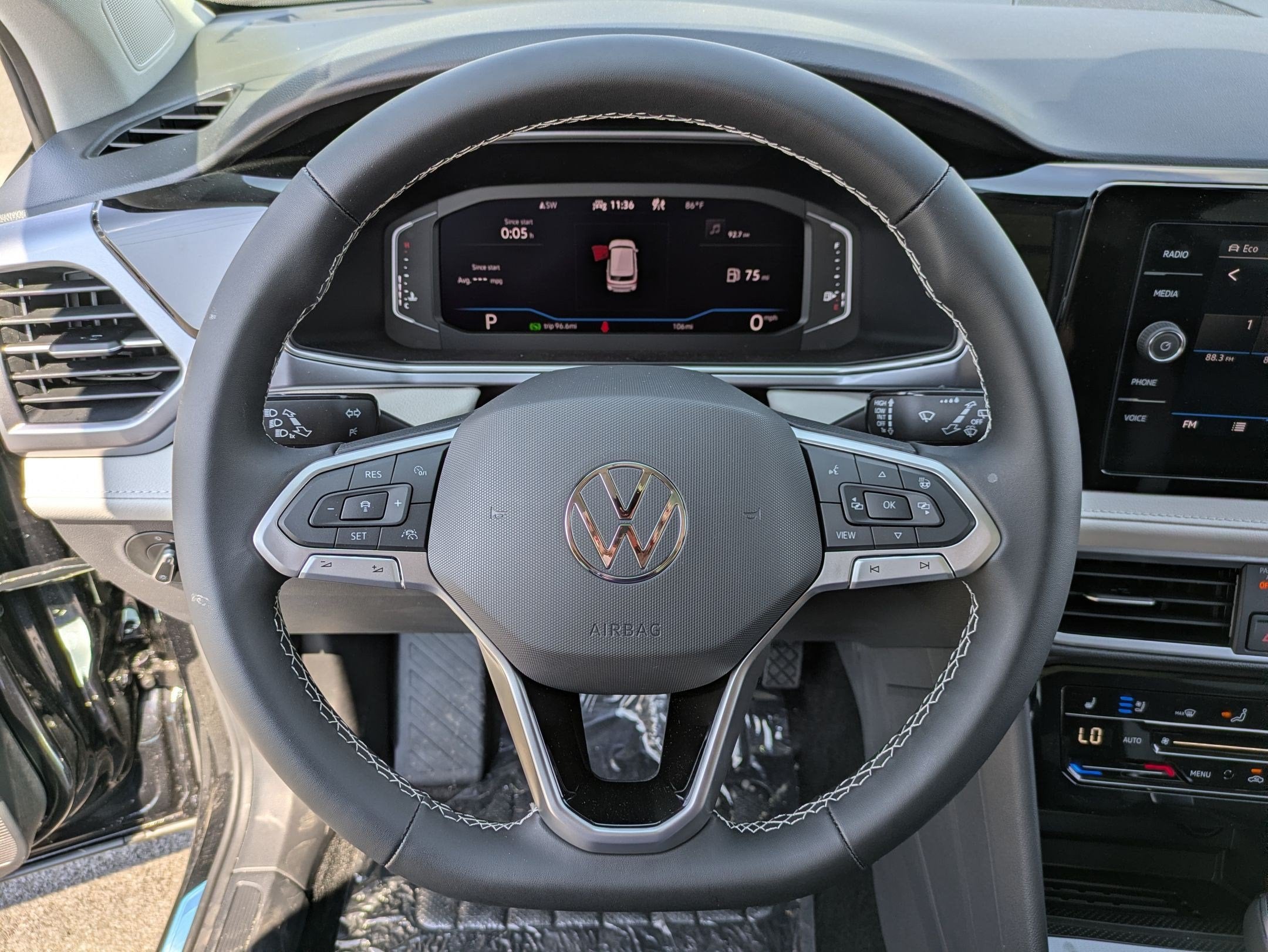 2026 Volkswagen Taos 1.5T SEL