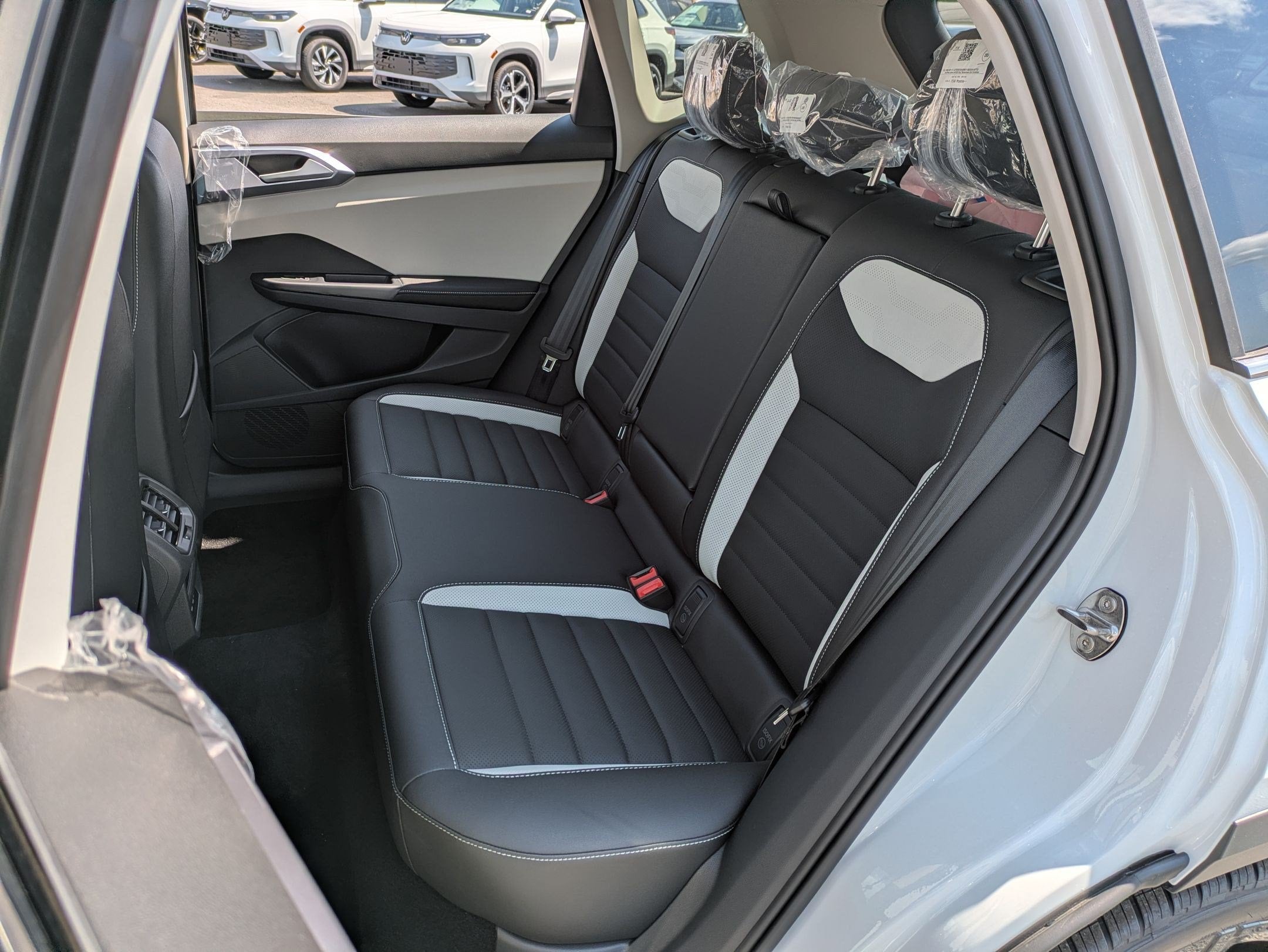 2026 Volkswagen Taos 1.5T SEL