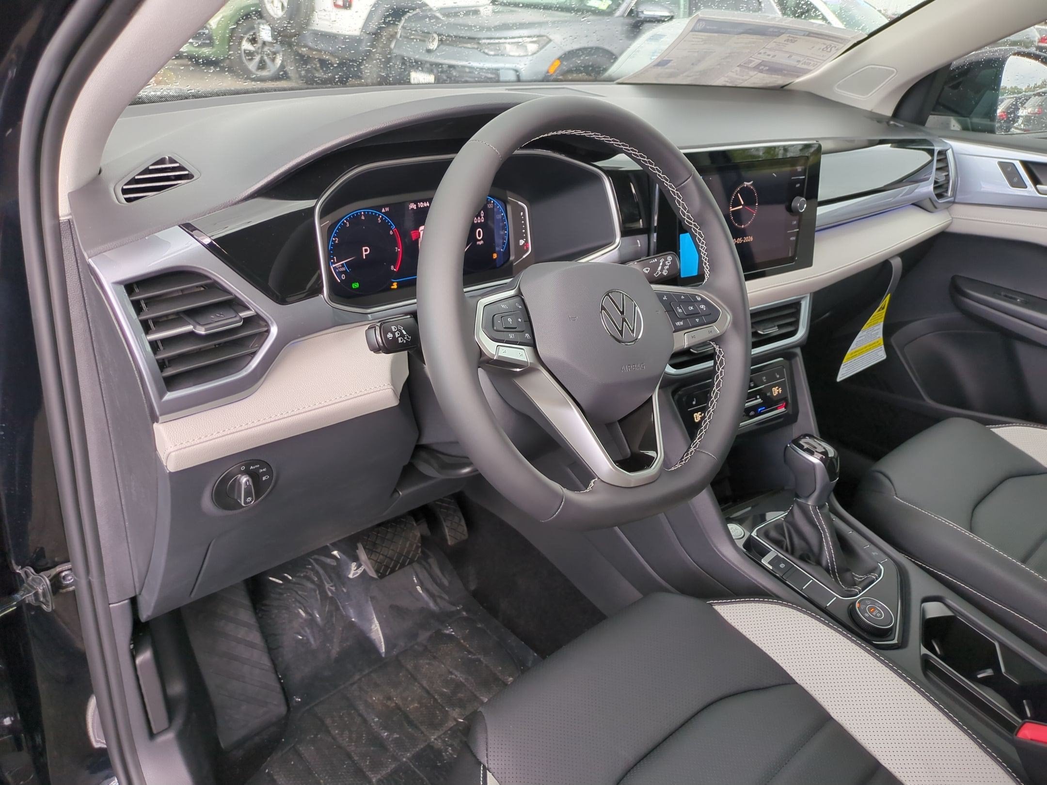 2027 Volkswagen Taos 1.5T SEL
