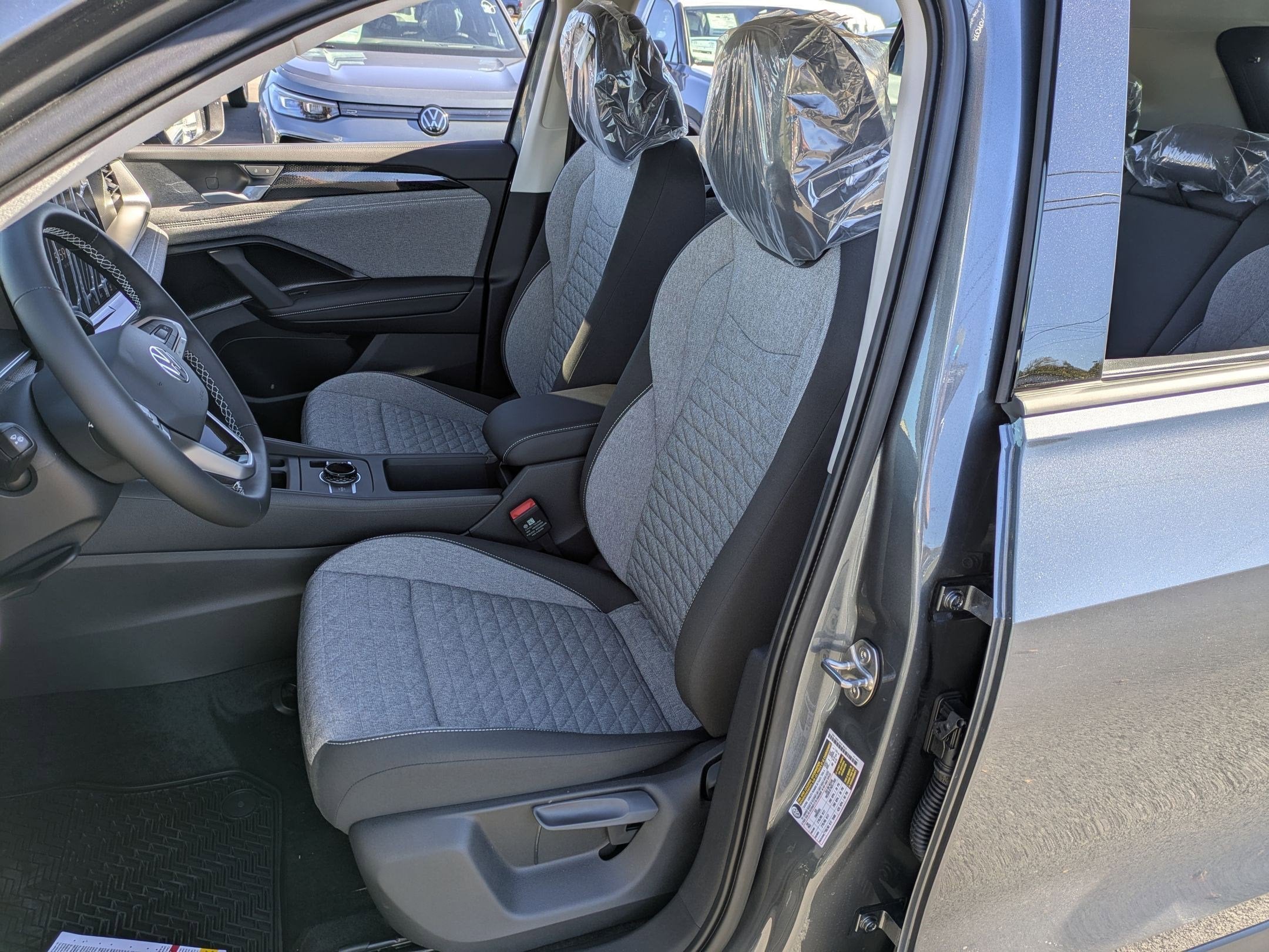 2025 Volkswagen Tiguan 2.0T S