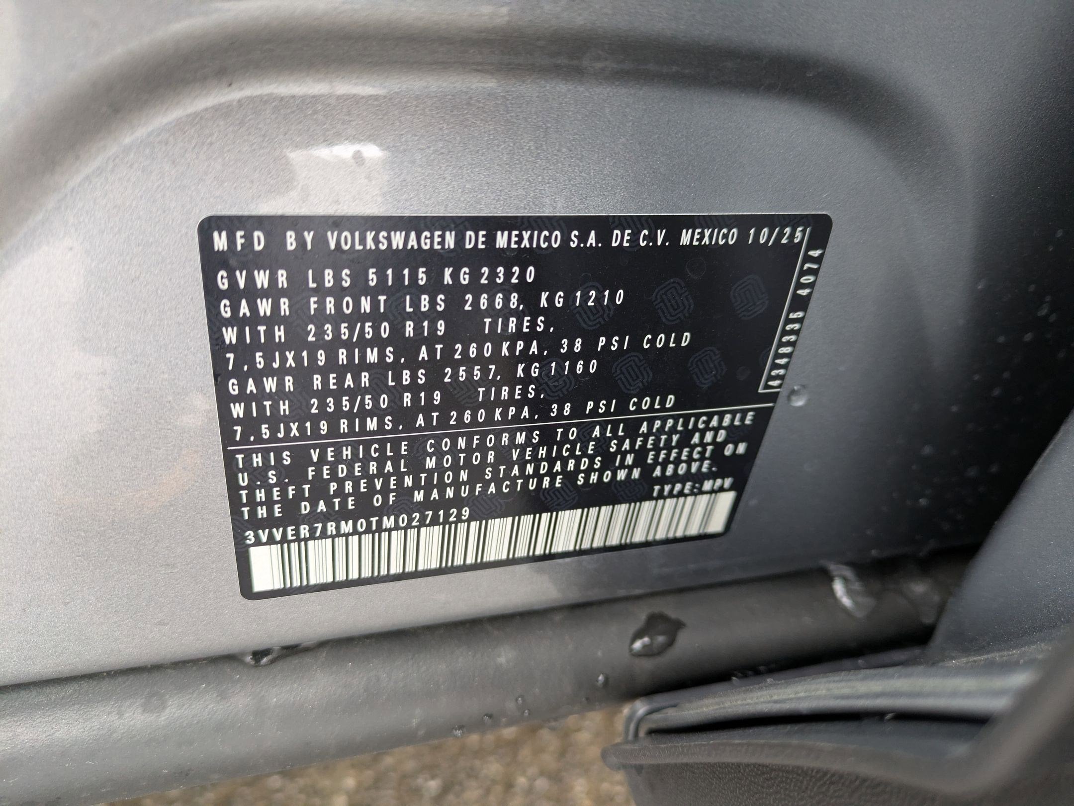 2026 Volkswagen Tiguan 2.0T SE