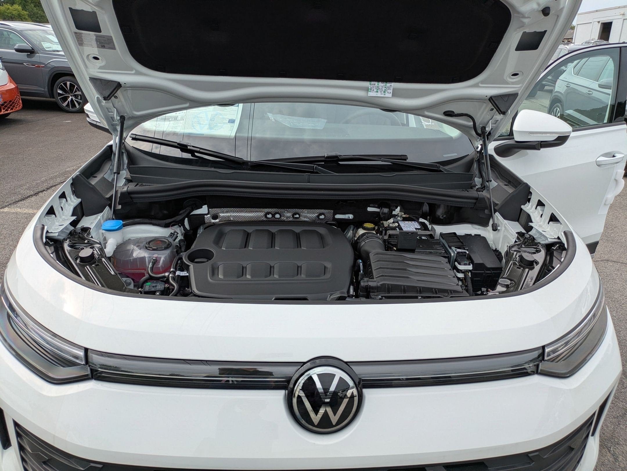 2026 Volkswagen Tiguan 2.0T SE