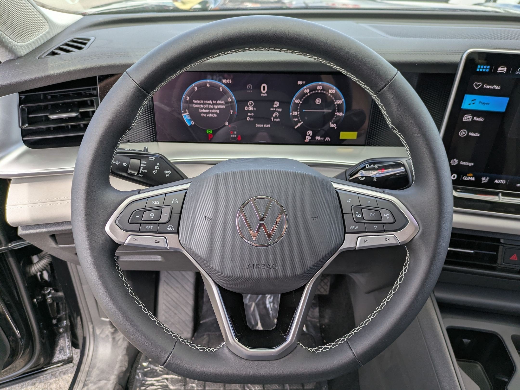 2026 Volkswagen Tiguan 2.0T SE