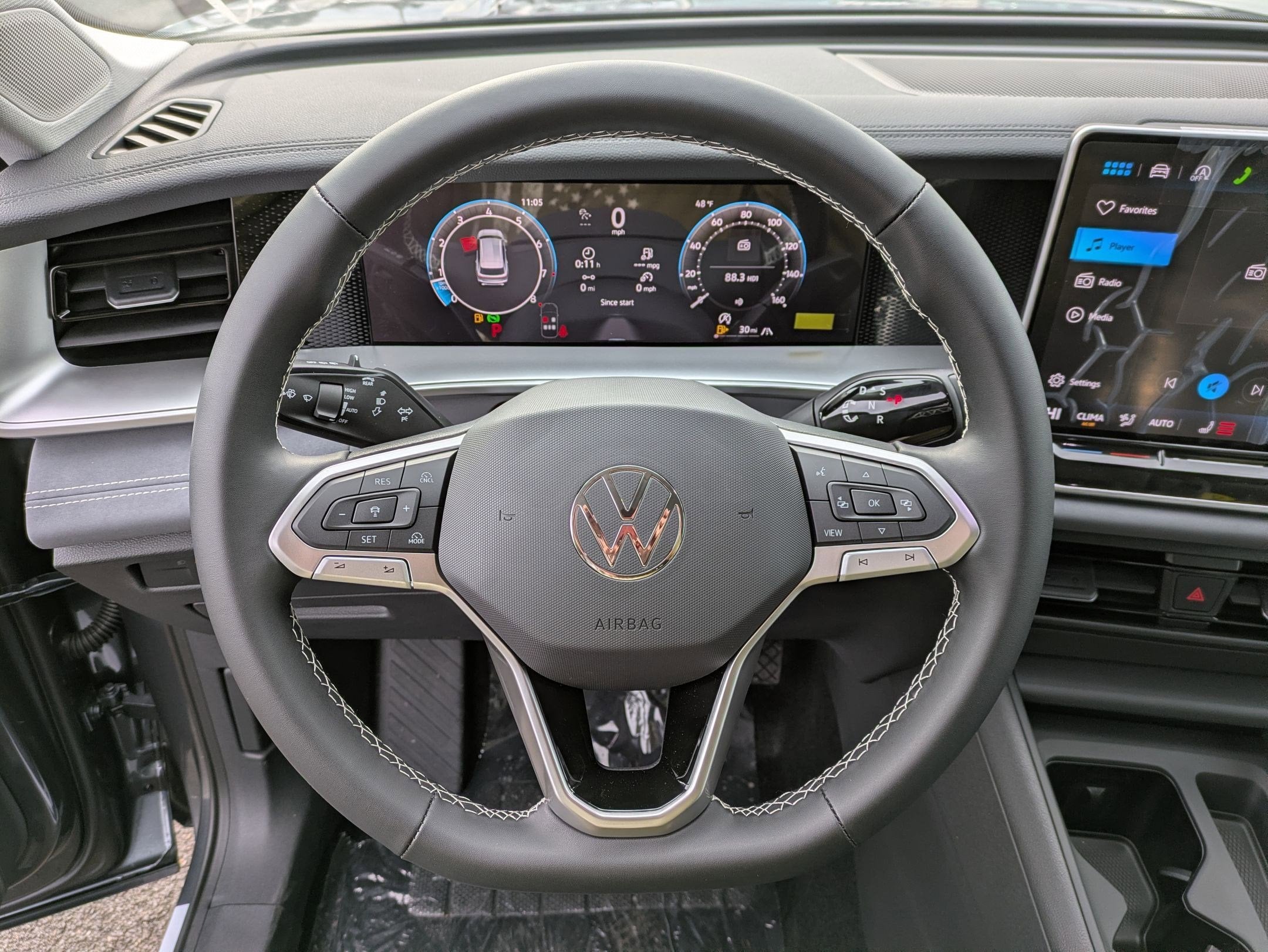 2026 Volkswagen Tiguan 2.0T SE