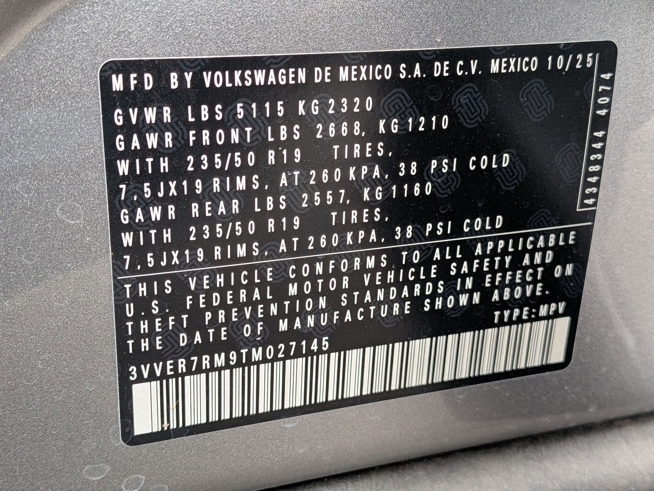 2026 Volkswagen Tiguan 2.0T SE