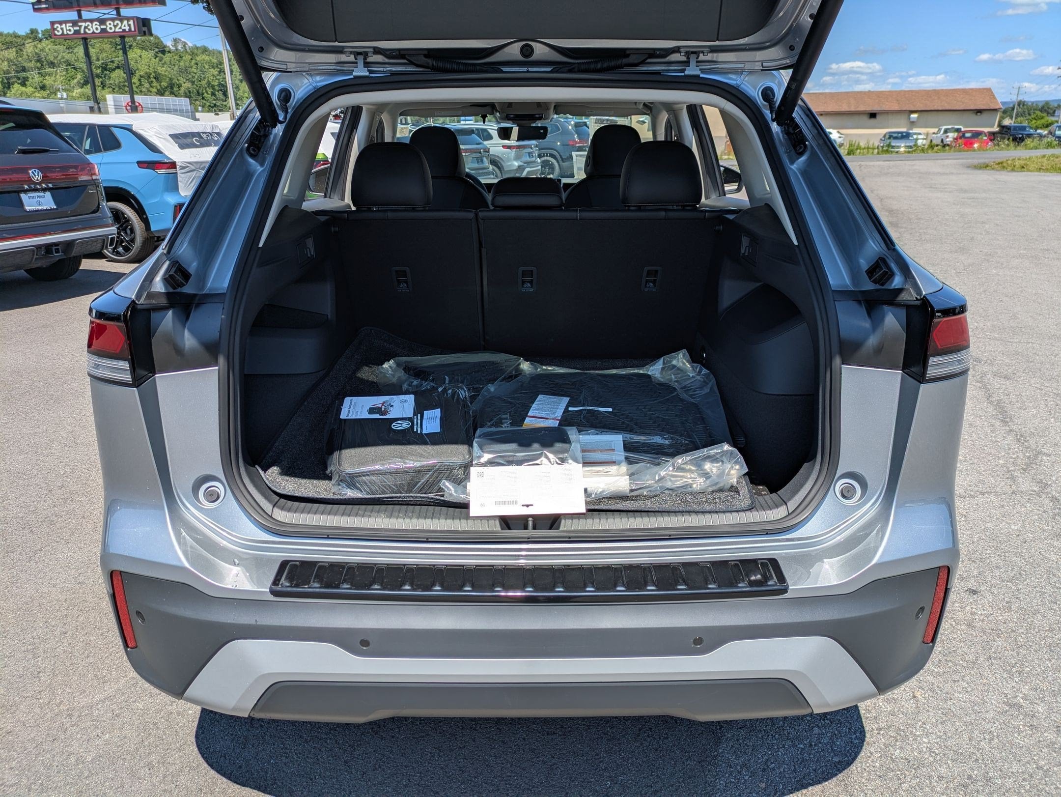 2026 Volkswagen Tiguan 2.0T SE