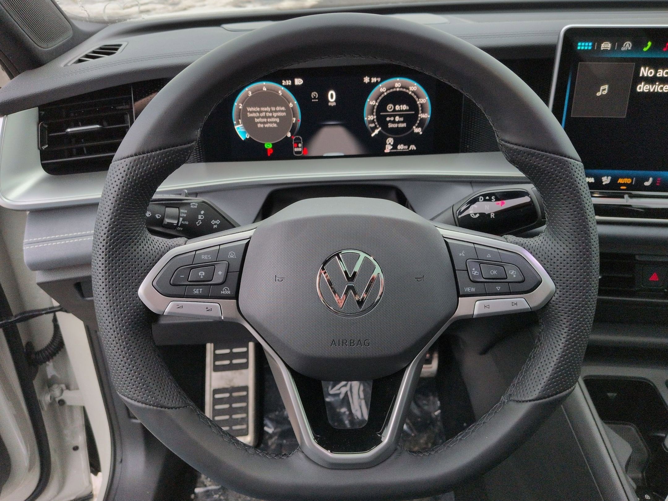 2026 Volkswagen Tiguan 2.0T SE R-Line Black