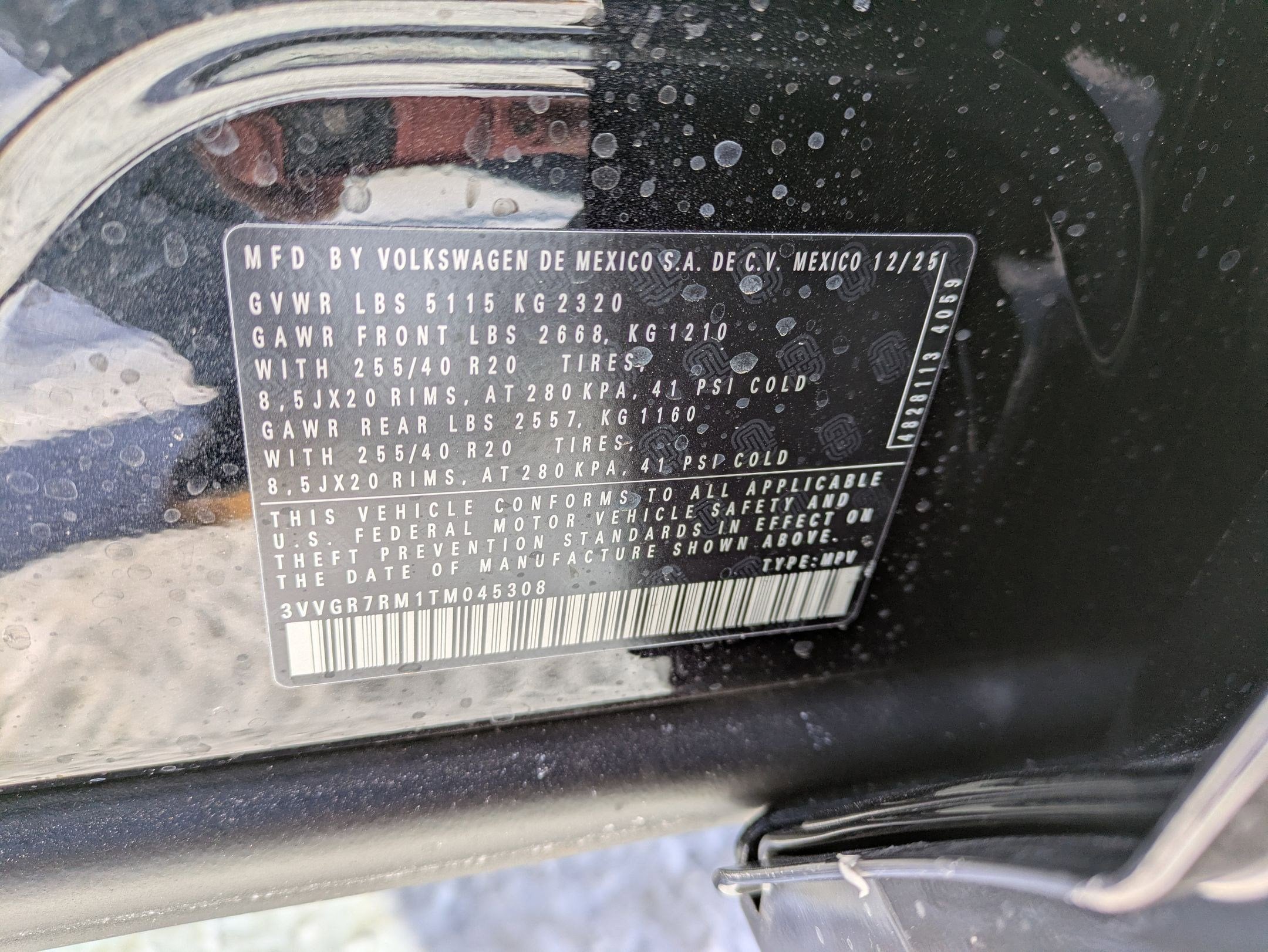 2026 Volkswagen Tiguan 2.0T SE R-Line Black