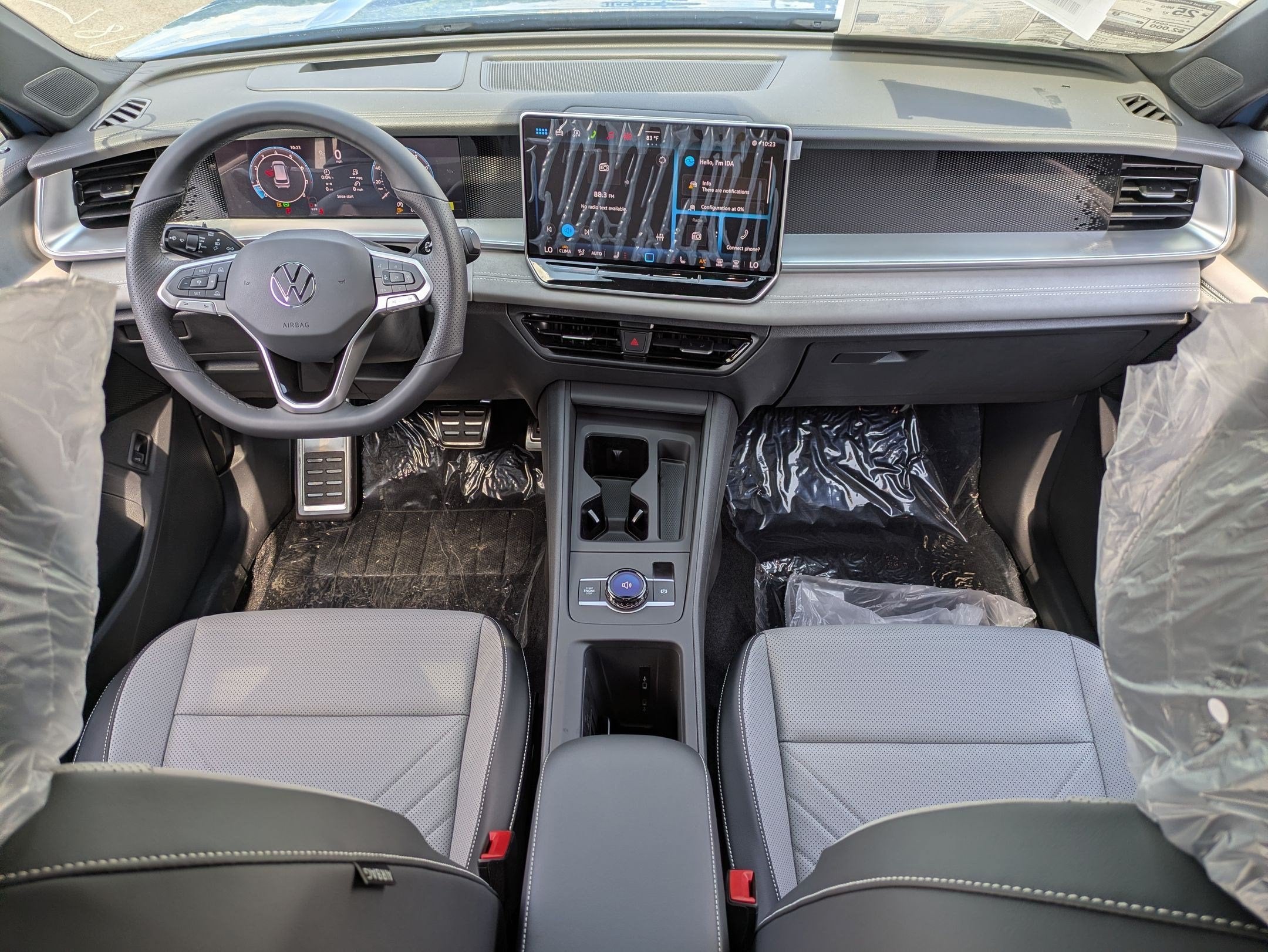 2026 Volkswagen Tiguan 2.0T SE R-Line Black