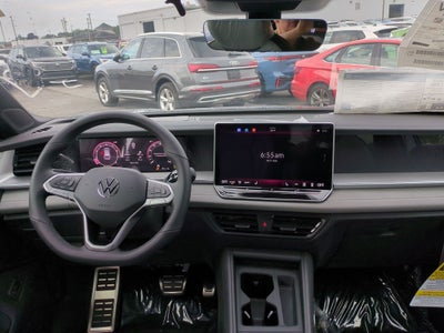 2026 Volkswagen Tiguan 2.0T SE R-Line Black
