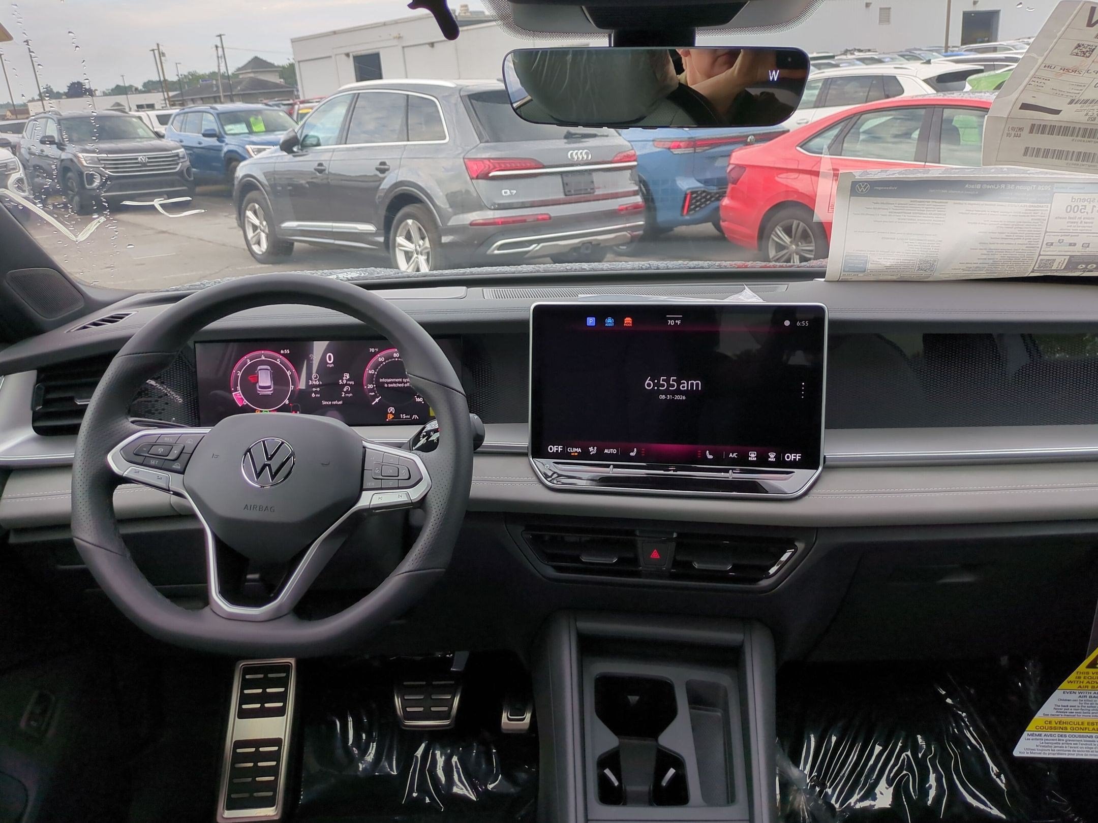 2026 Volkswagen Tiguan 2.0T SE R-Line Black