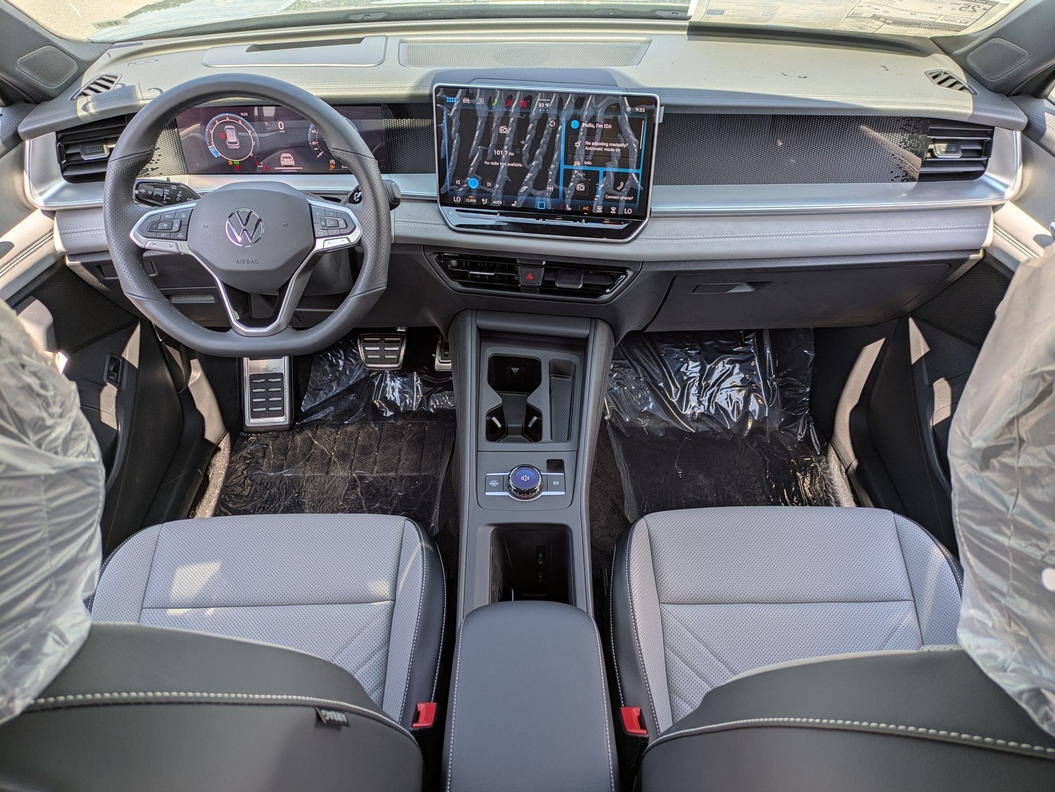 2026 Volkswagen Tiguan 2.0T SE R-Line Black