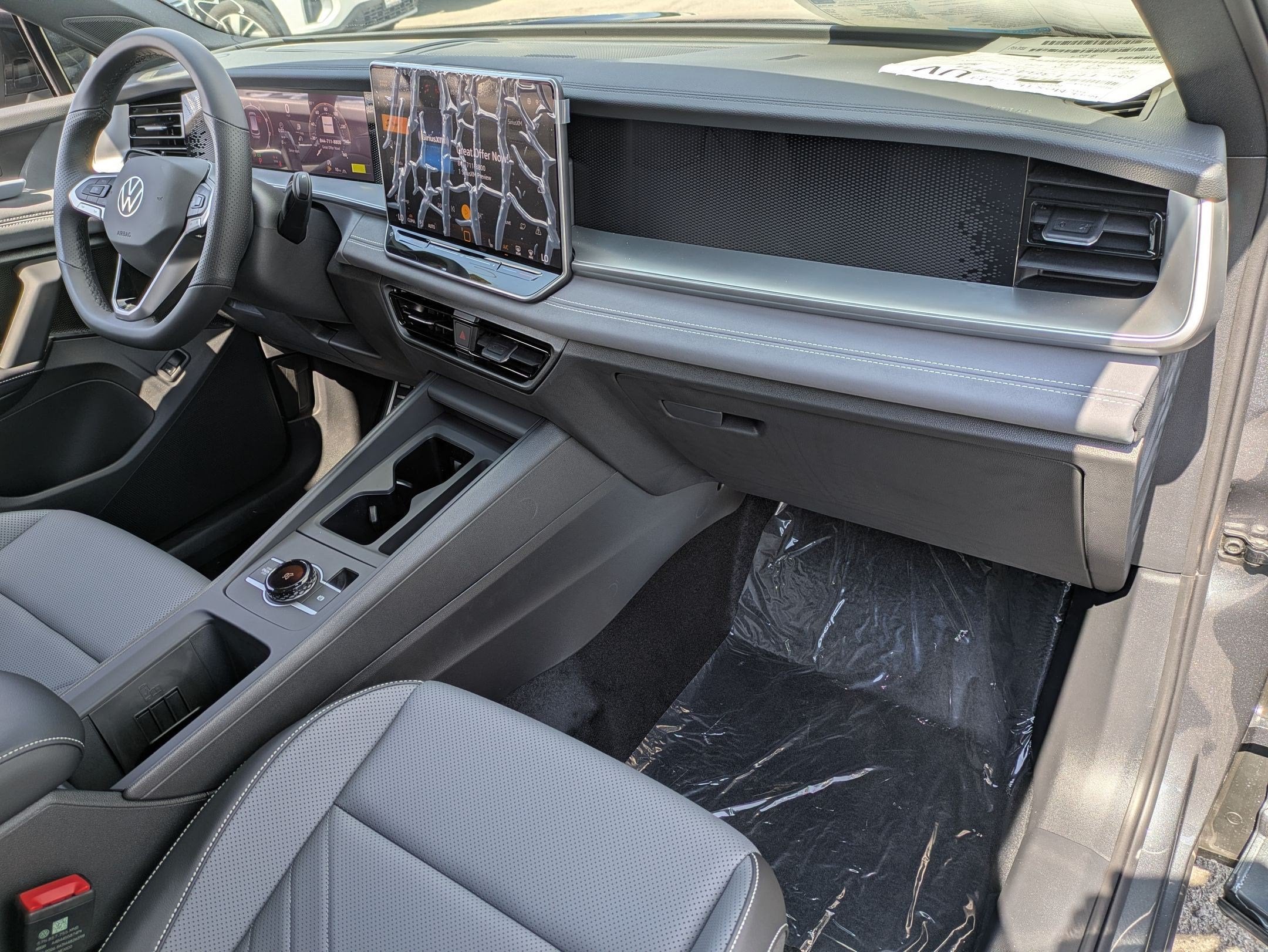 2026 Volkswagen Tiguan 2.0T SE R-Line Black