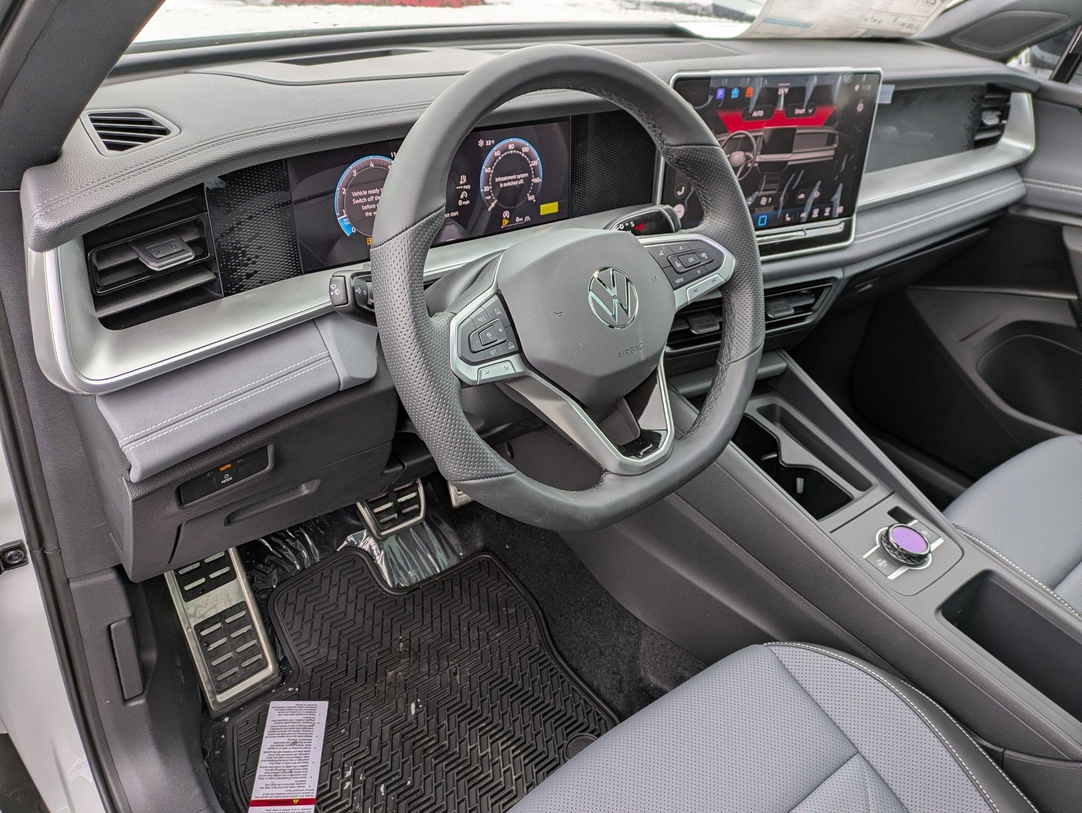 2026 Volkswagen Tiguan 2.0T SE R-Line Black