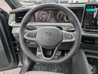 2026 Volkswagen Tiguan 2.0T SE R-Line Black