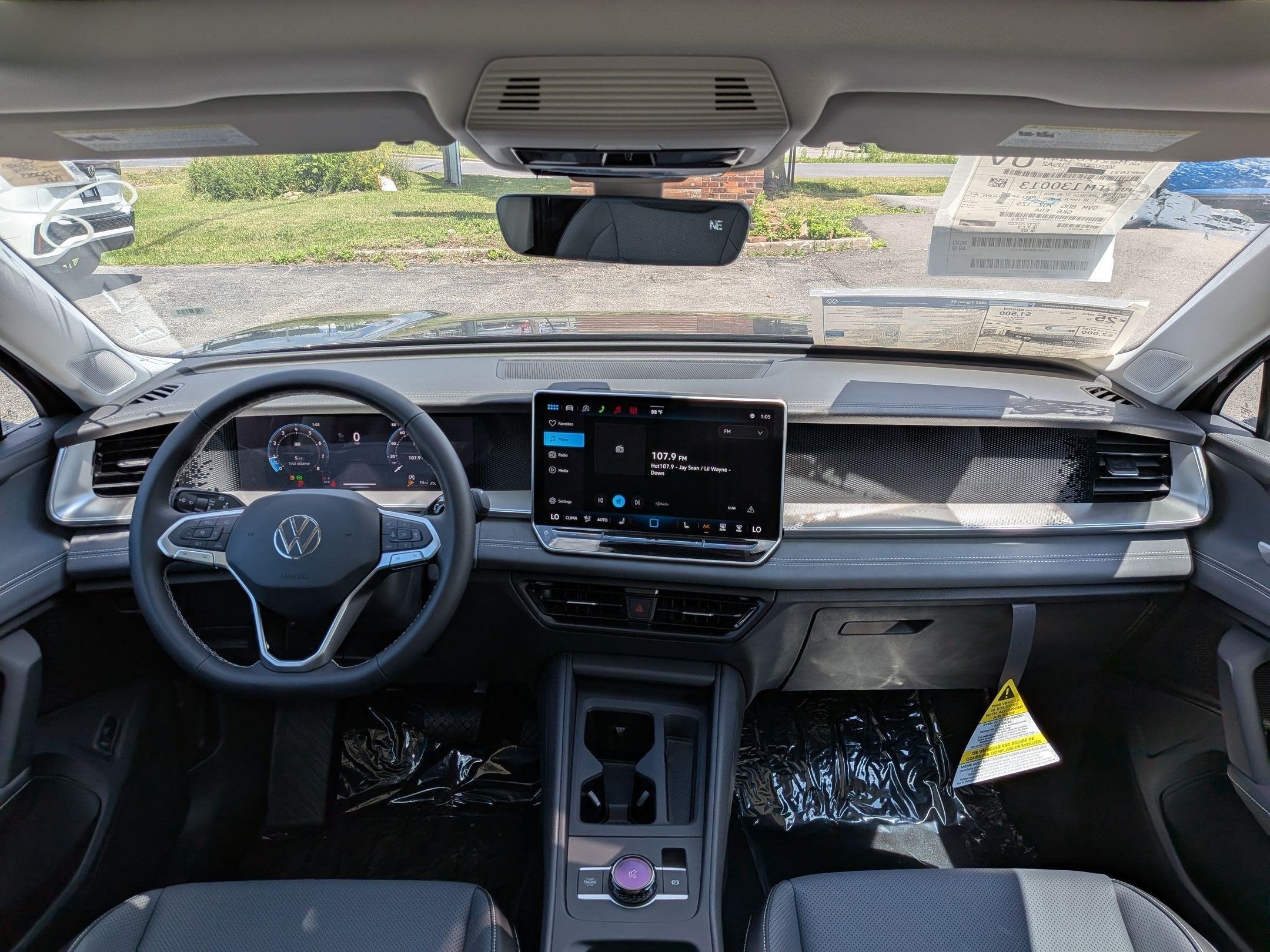 2026 Volkswagen Tiguan 2.0T SE