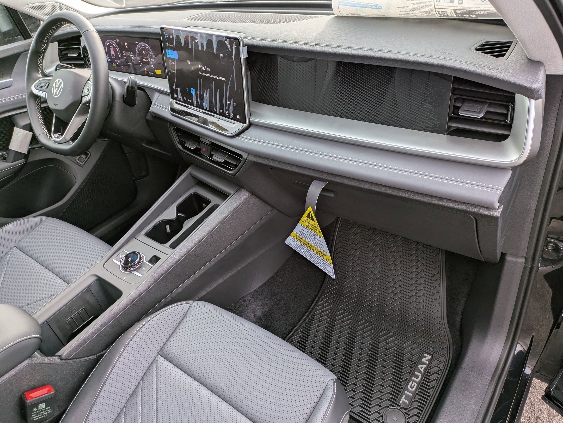 2026 Volkswagen Tiguan 2.0T SE