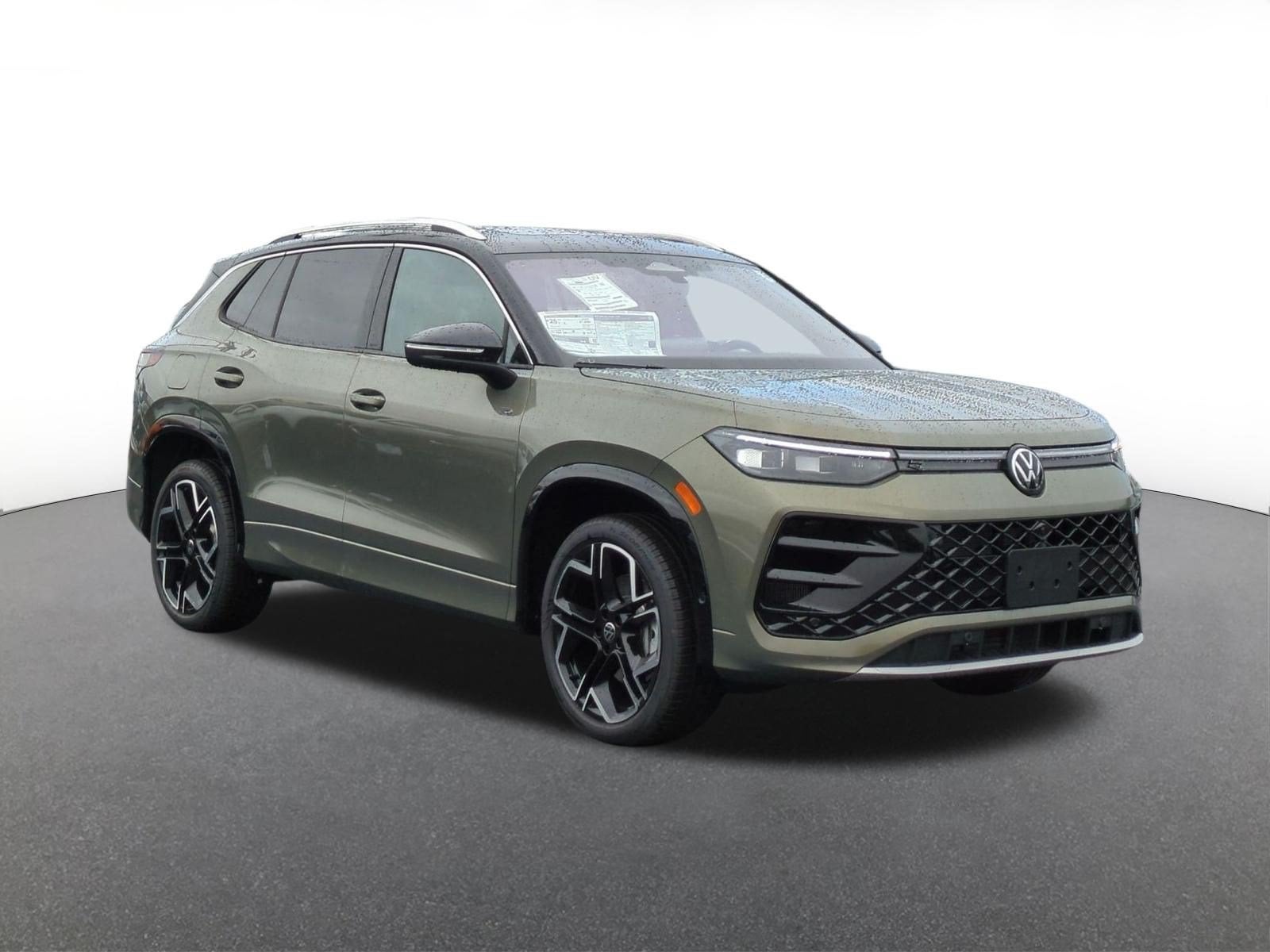 2026 Volkswagen Tiguan SEL R-Line Turbo