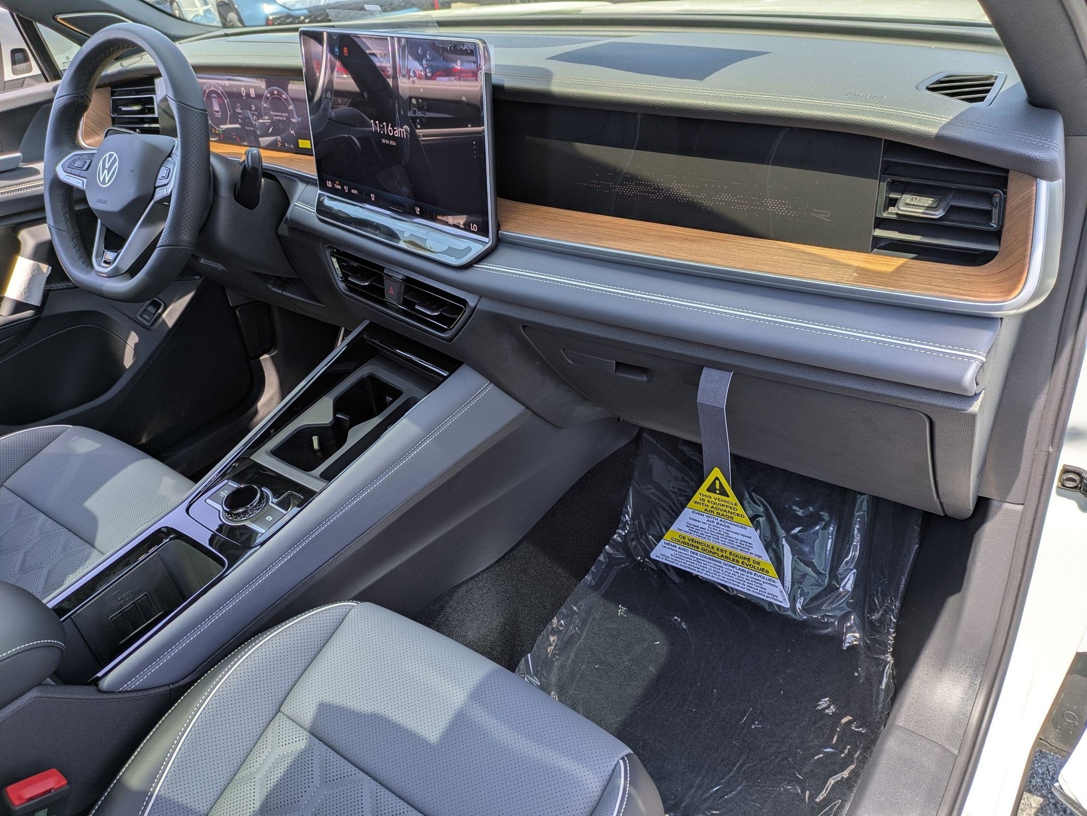 2026 Volkswagen Tiguan 2.0T SEL R-Line Turbo