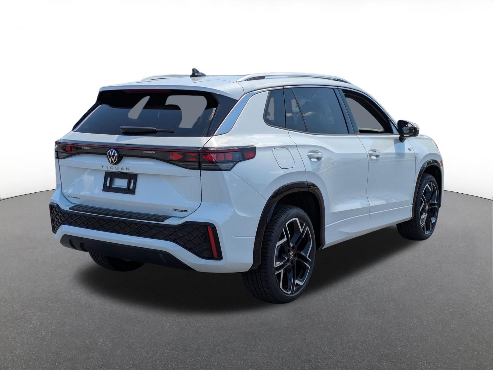 2026 Volkswagen Tiguan 2.0T SEL R-Line Turbo
