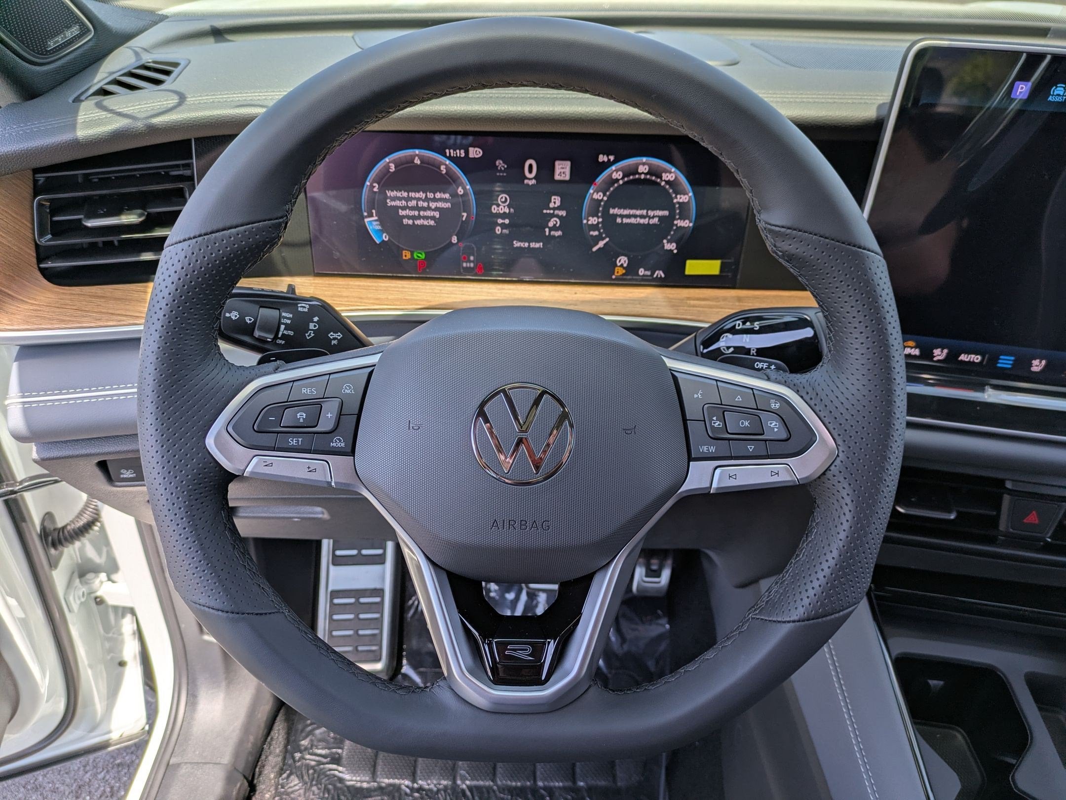 2026 Volkswagen Tiguan 2.0T SEL R-Line Turbo