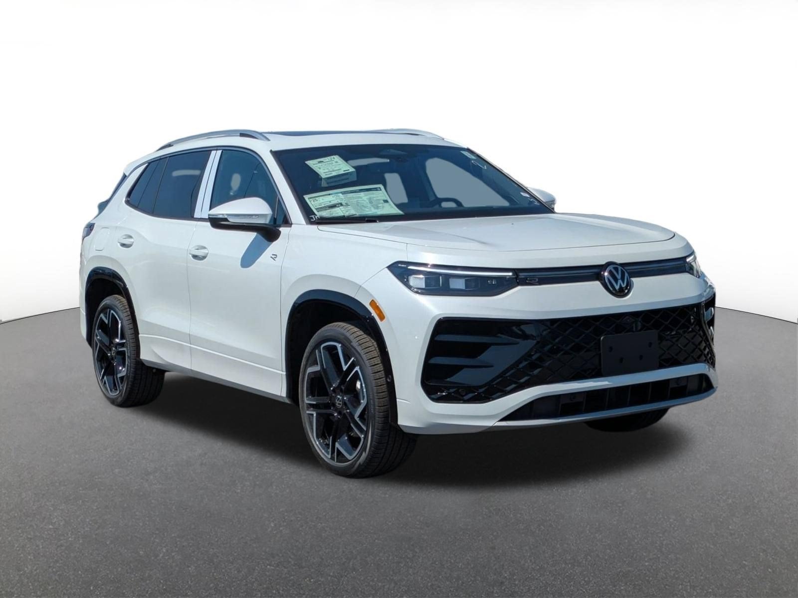 2026 Volkswagen Tiguan 2.0T SEL R-Line Turbo