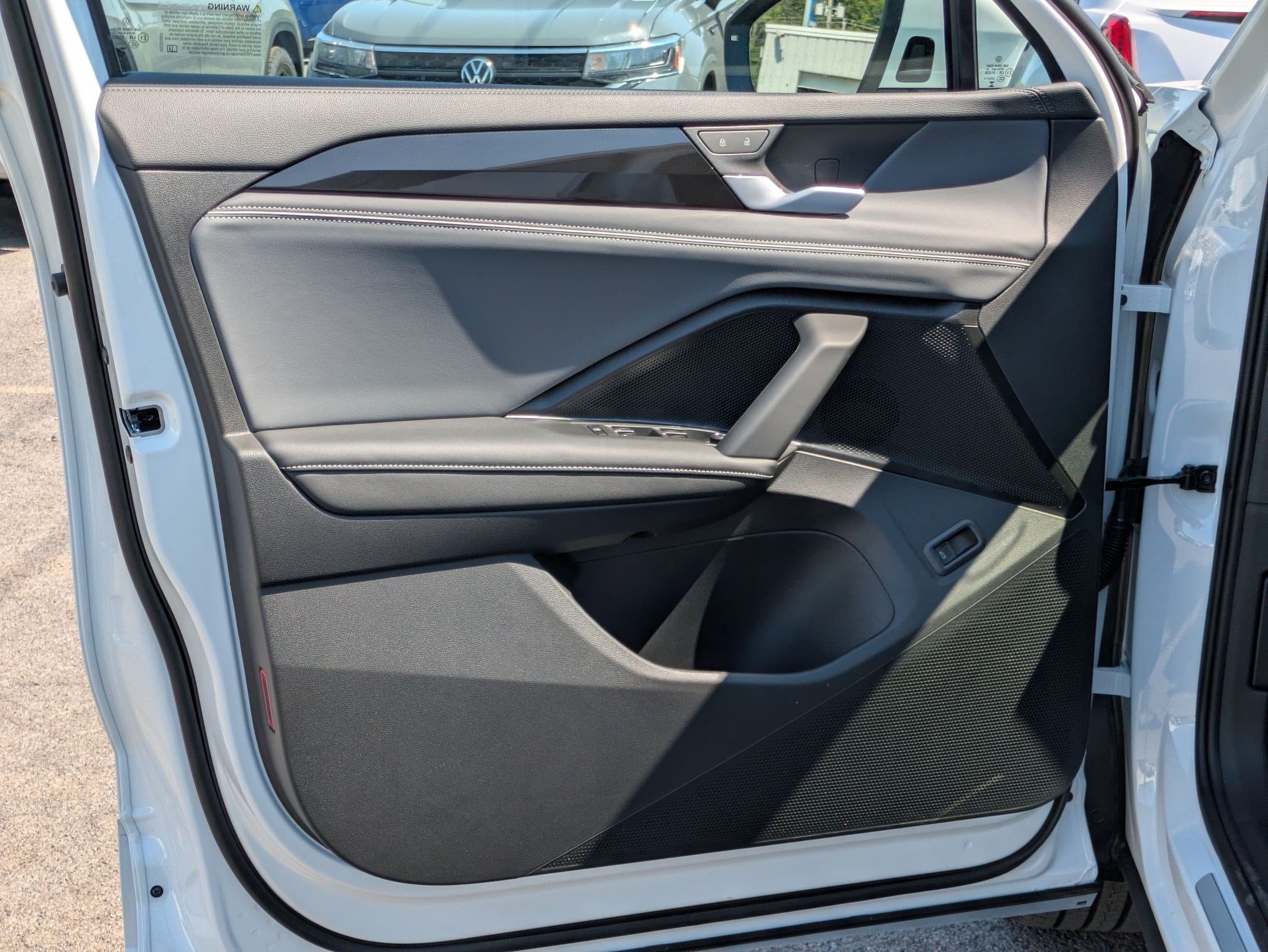 2026 Volkswagen Tiguan 2.0T SEL R-Line Turbo
