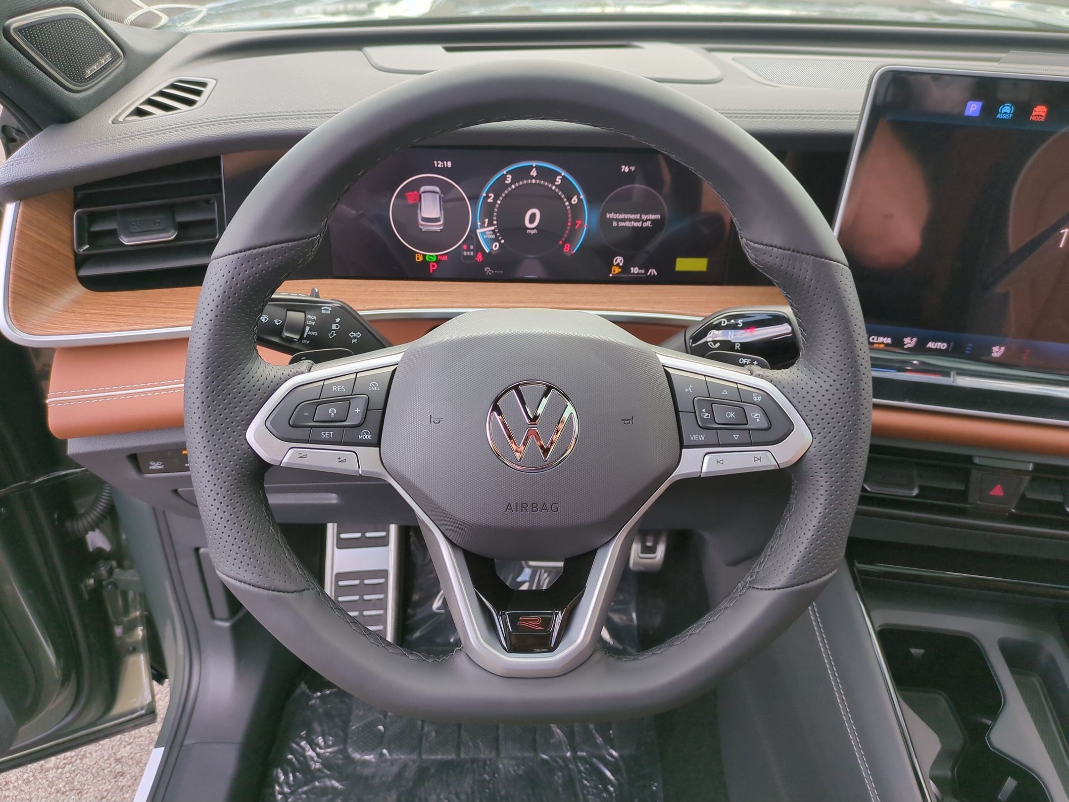 2026 Volkswagen Tiguan SEL R-Line Turbo
