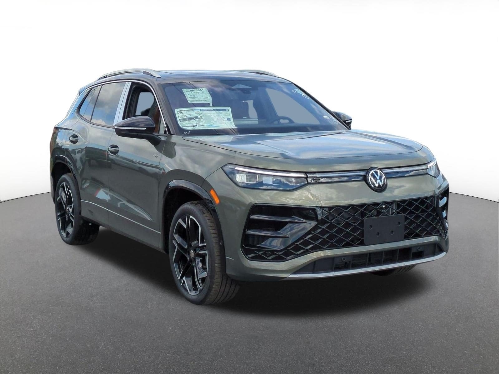 2026 Volkswagen Tiguan SEL R-Line Turbo