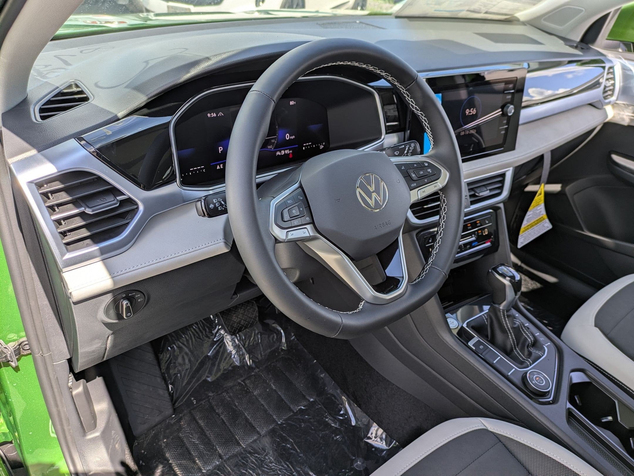 2026 Volkswagen Taos 1.5T SE