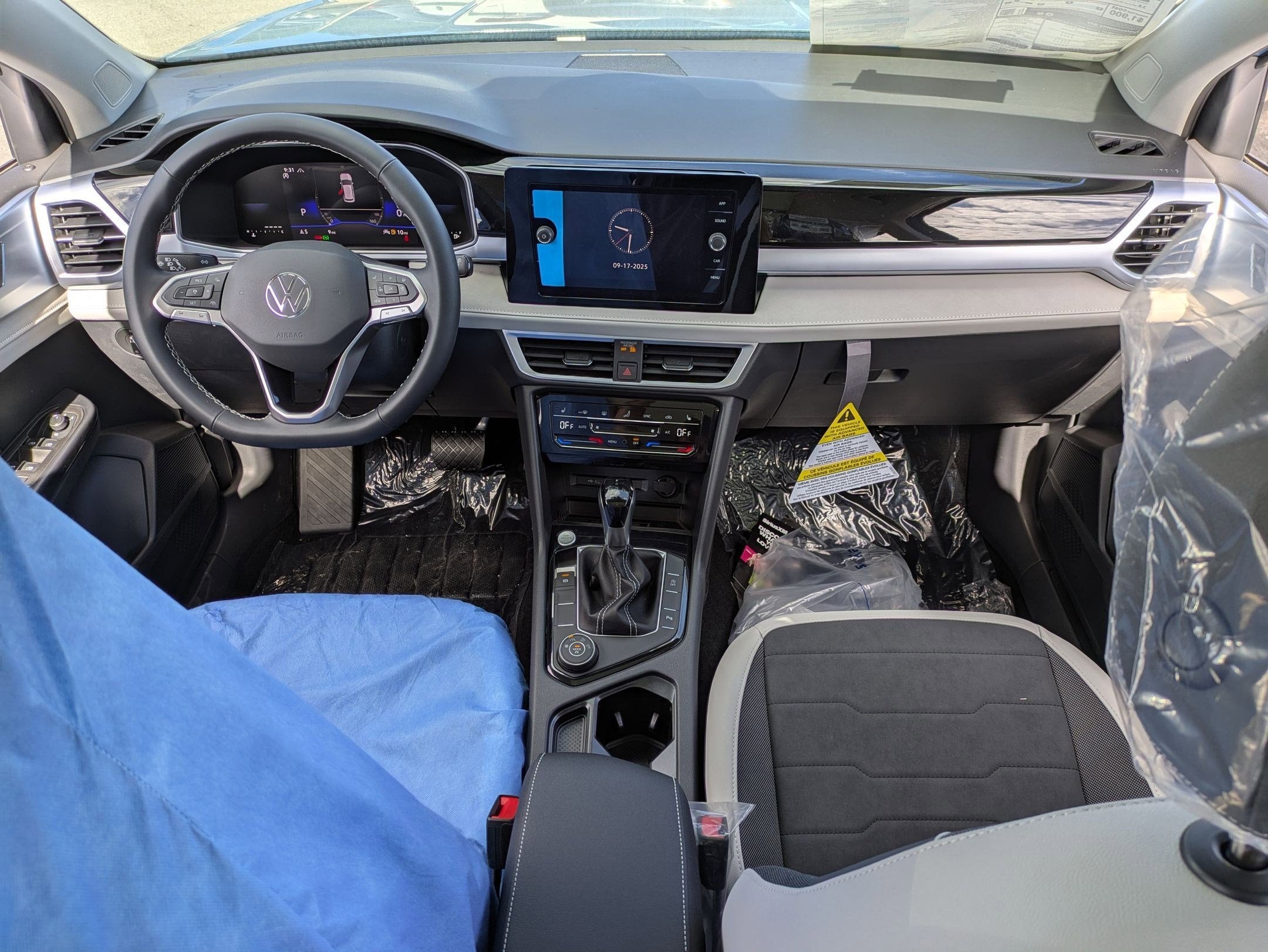 2025 Volkswagen Taos 1.5T SE