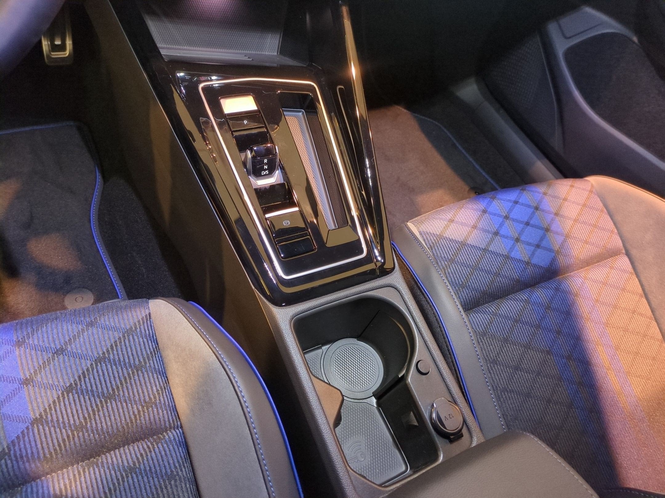 2026 Volkswagen Golf R Base