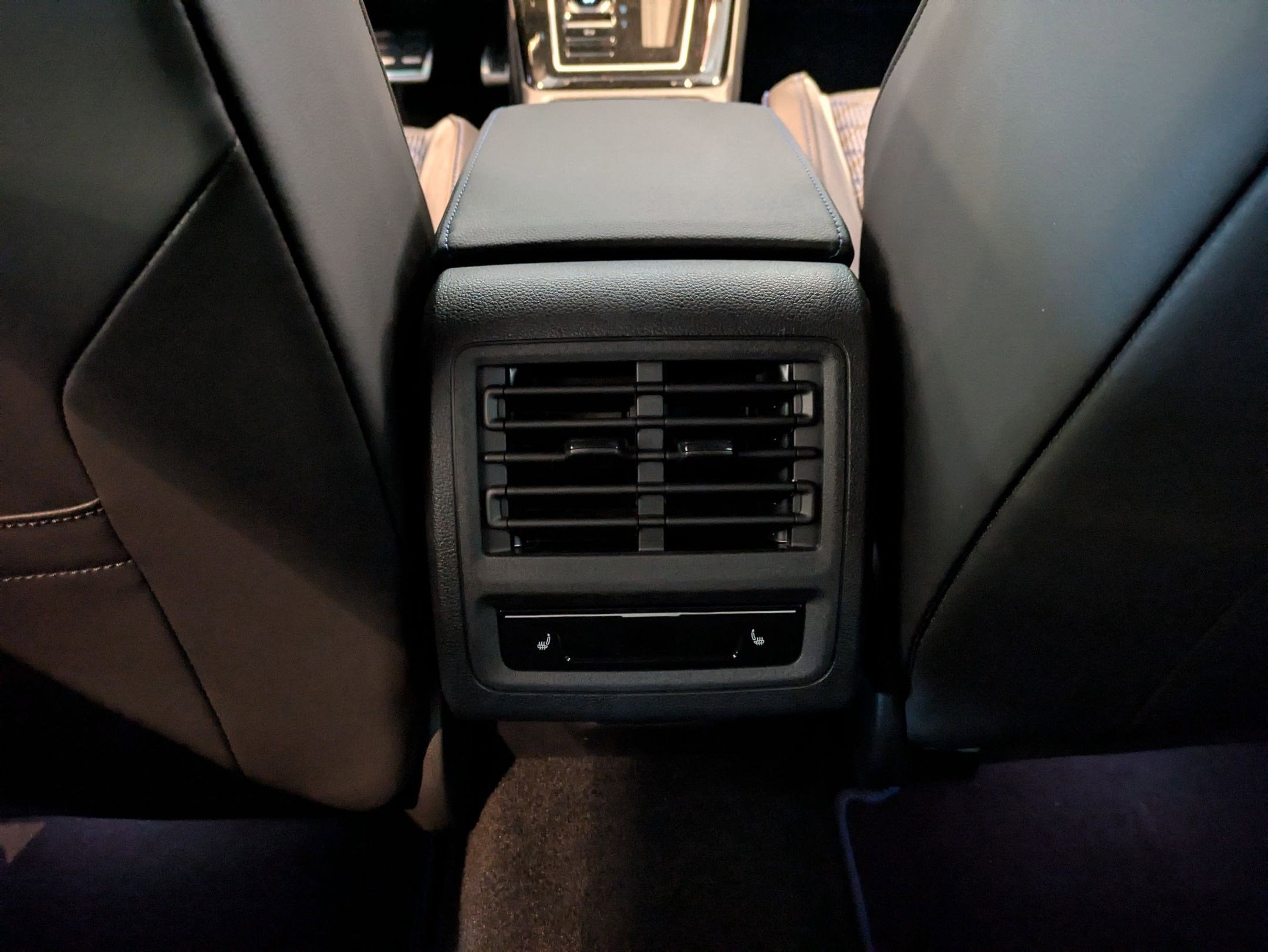 2025 Volkswagen Golf R 2.0T