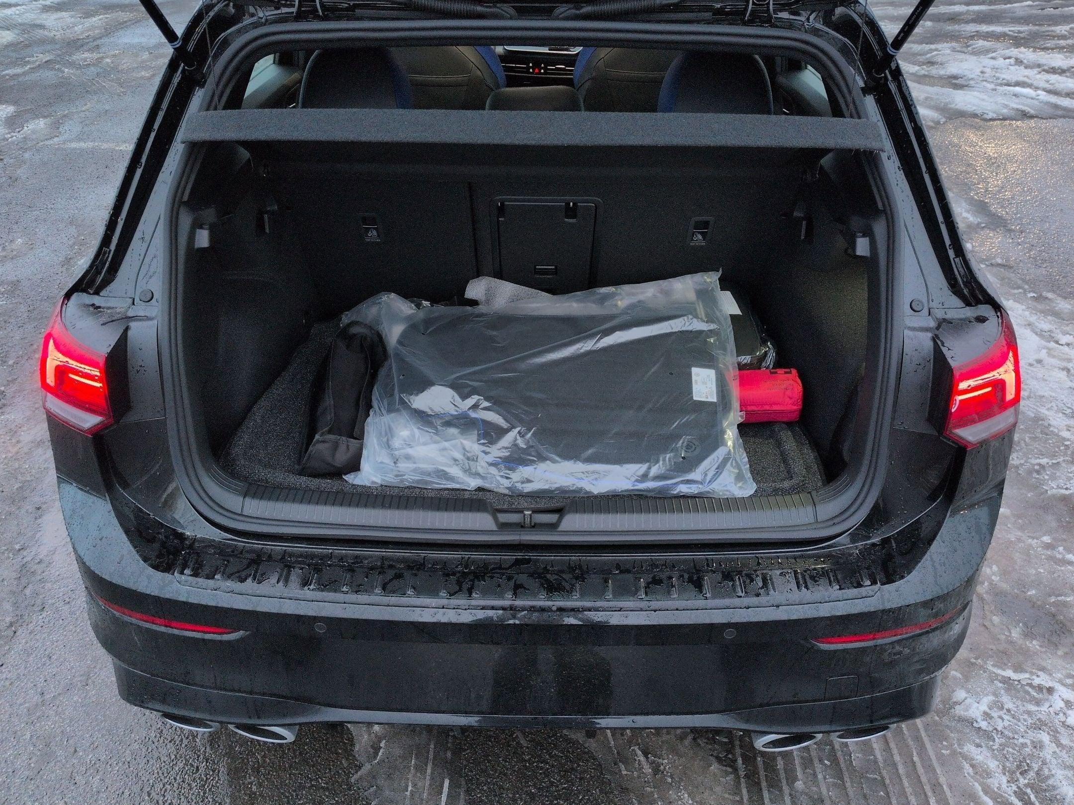 2026 Volkswagen Golf R 2.0T