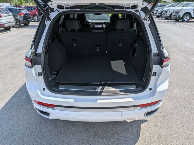2023 Jeep Grand Cherokee Summit Reserve