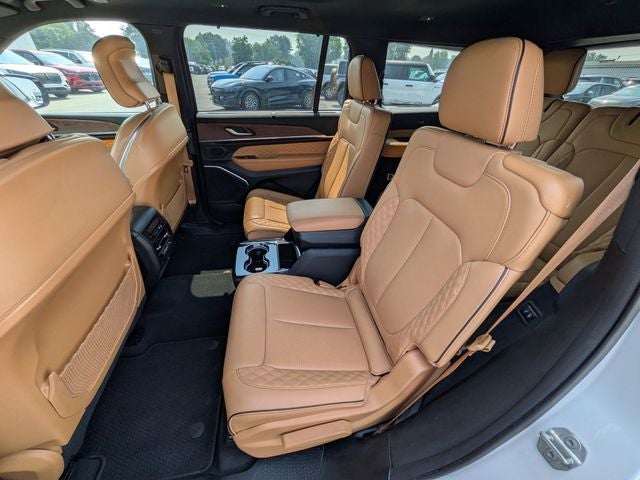 2023 Jeep Grand Cherokee L Summit
