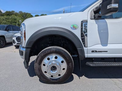 2024 Ford F-550SD Lariat DRW