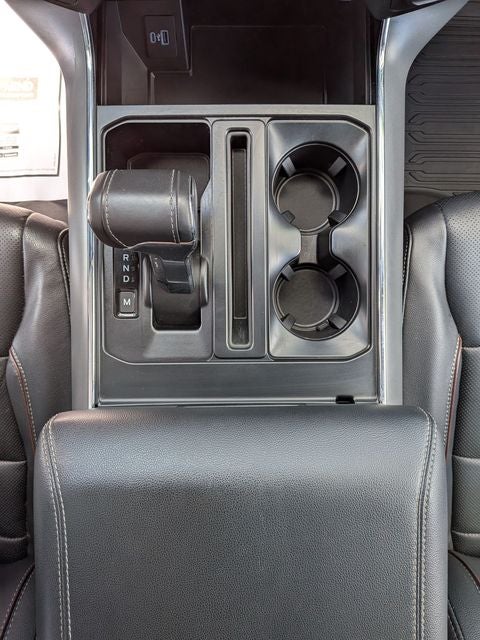 2022 Ford F-150 Lariat 5.0 V8