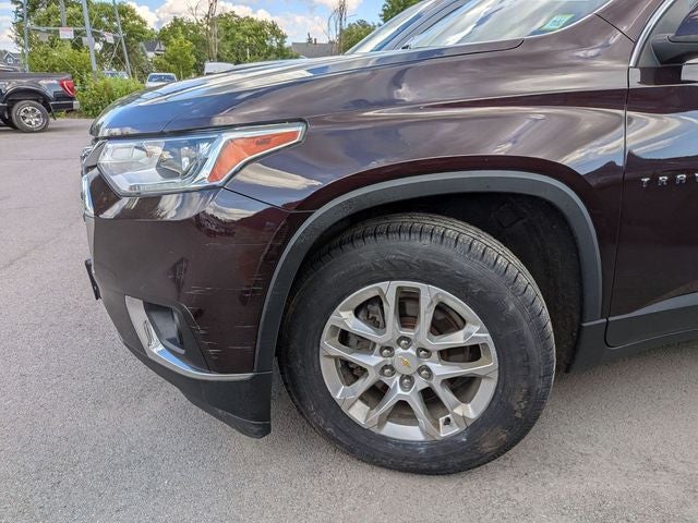 2021 Chevrolet Traverse LT Leather